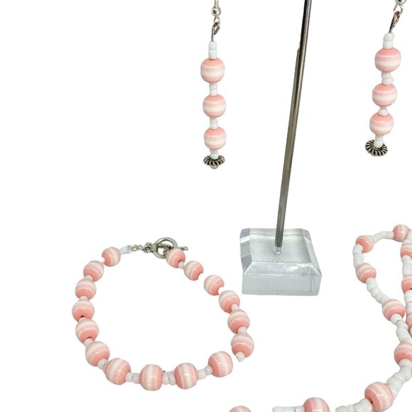 Handcrafted 3pc Jewelry Set Light Pink Beads Necklace Earrings Bracelet NEW - Picture 6 of 7
